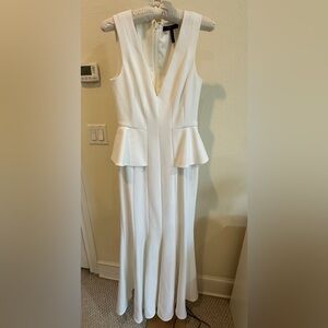 BCBG White Peplum Deep V-Neck Franchesca Dress Sz 6 Elegant Evening Gown